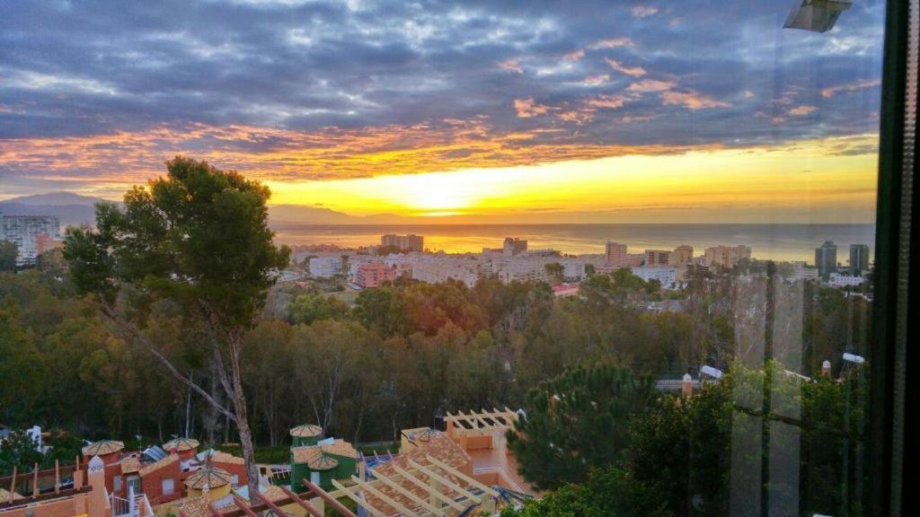 Pinar Suites Habitaciones Τορρεμολίνος Εξωτερικό φωτογραφία