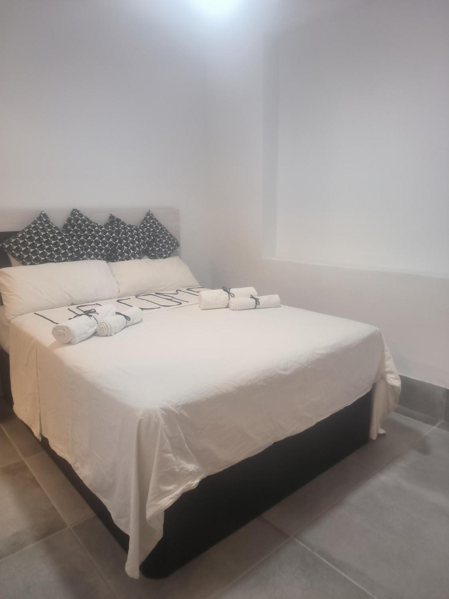 Pinar Suites Habitaciones Τορρεμολίνος Εξωτερικό φωτογραφία